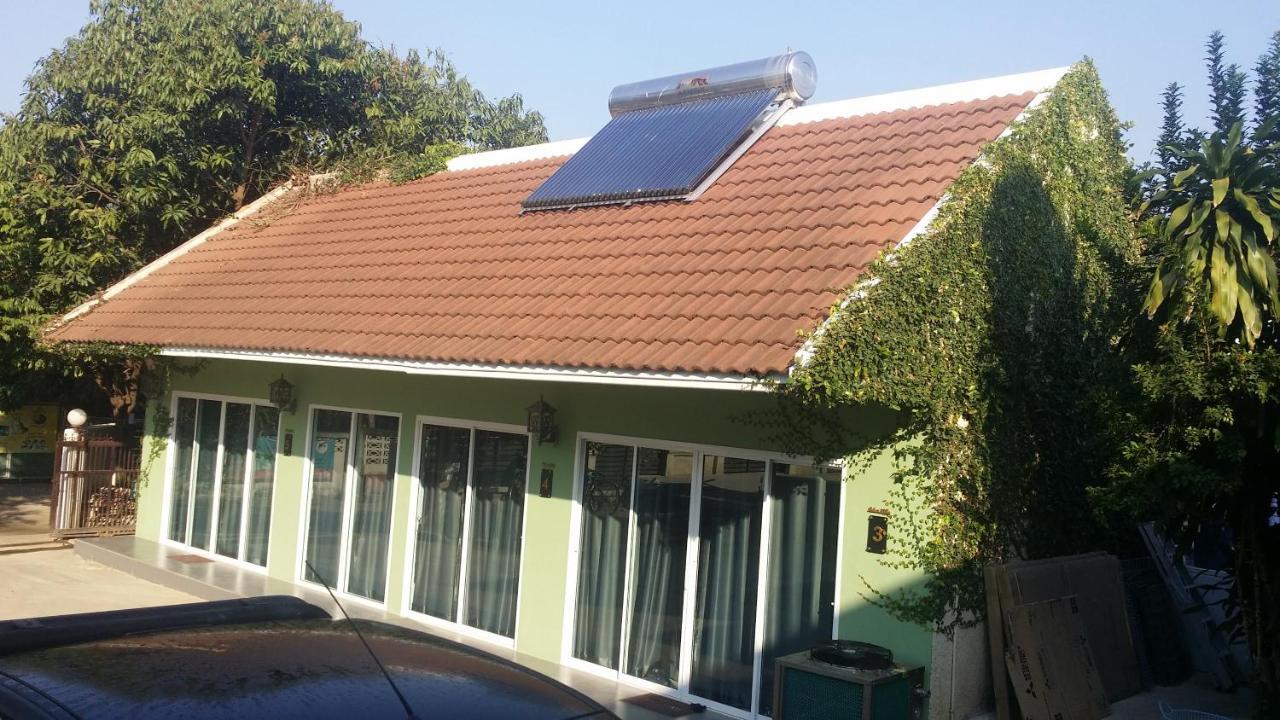 Solar Ville House Chiangmai Chiang Mai Rum bild