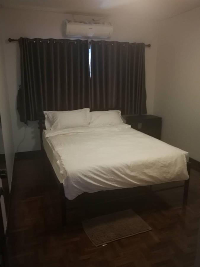 Solar Ville House Chiangmai Chiang Mai Rum bild