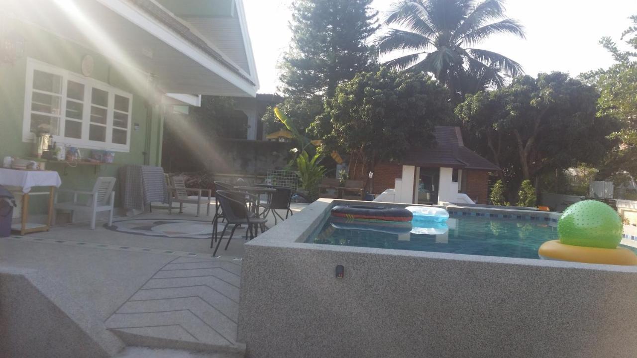Solar Ville House Chiangmai Chiang Mai Rum bild