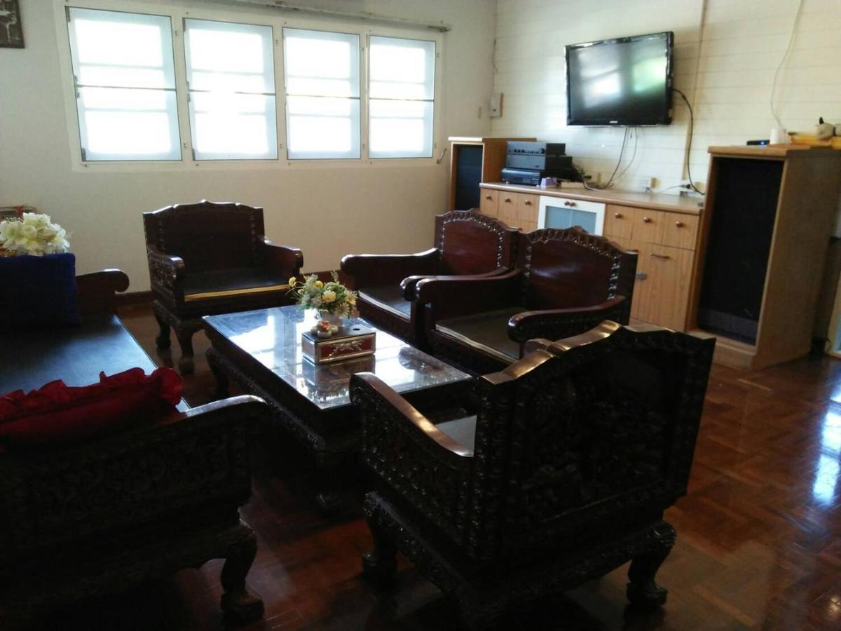 Solar Ville House Chiangmai Chiang Mai Rum bild